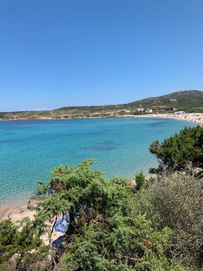 Le ciliegie: appartamento moderno Isola Rossa Esterno foto